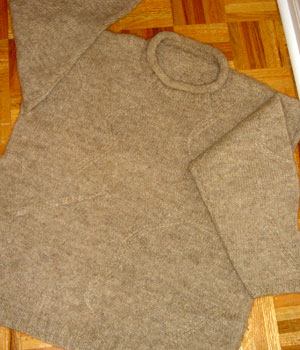 Sandtracks sweater